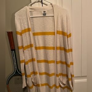 Old navy cardigan
